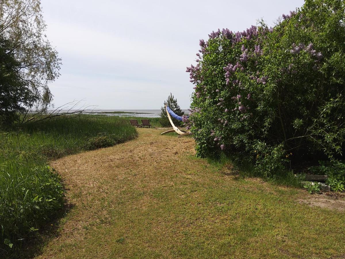 Apartamento Pérka kodumajutus Häädemeeste Exterior foto